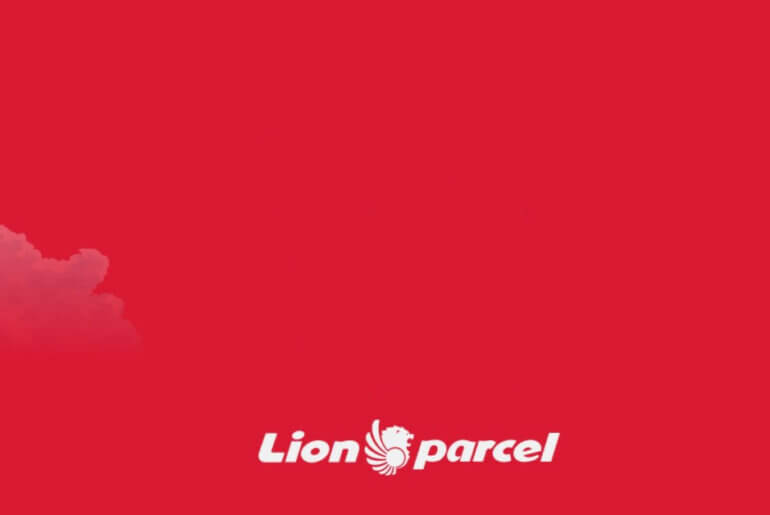 lion parcel bg