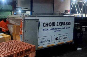 Choir Express Ahlinya Kirim Paket Luar Negeri