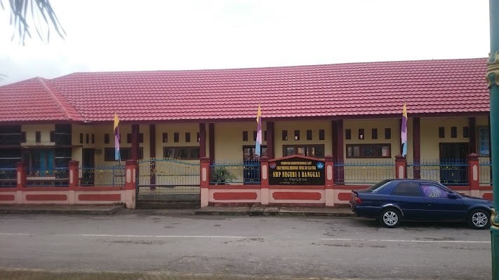 Foto Kantor Pos di Banggai Laut