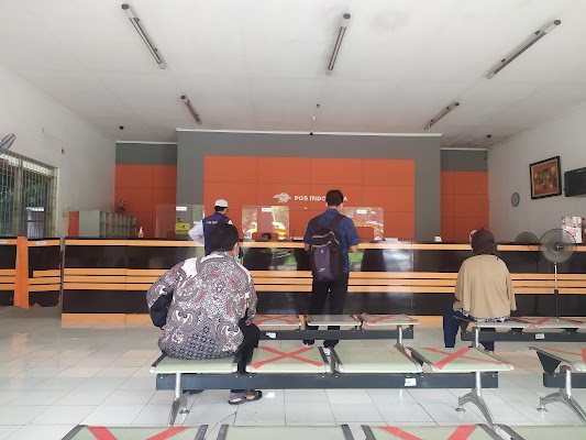 Foto Kantor Pos di Cirebon