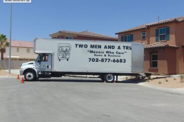 Two Men and a Truck (0) in Las Vegas NV
