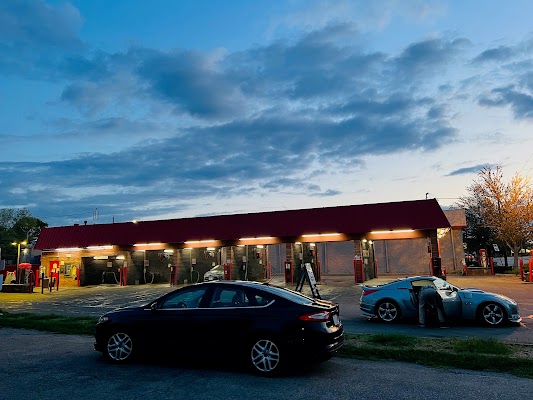 Blue Wave Car Wash (2) in Rhode Island