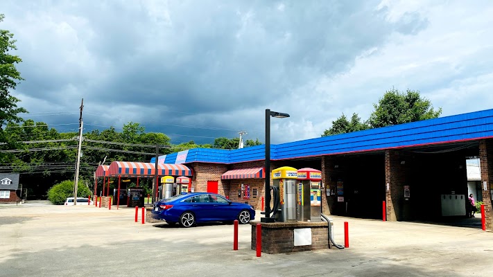 Dave's Super Wash (3) in Tennessee