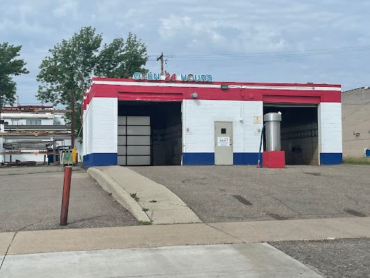 Dusty's Car and Pet Wash (2) in Kittson County