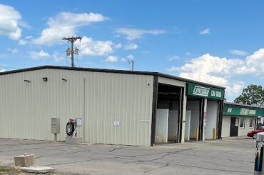 Expressway Laundromat & Car (0) in Renville County