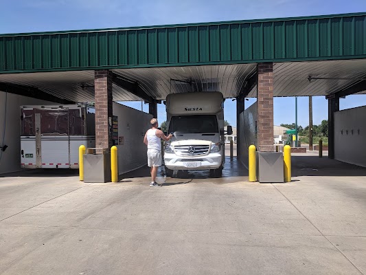 Gary's Car Wash 44th (3) in Arvada CO