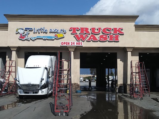 Little Sister's Truck Wash Fontana (0) in Fontana CA