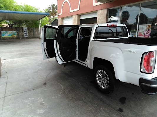 Solid Mobile Carwash (3) in Brownsville TX