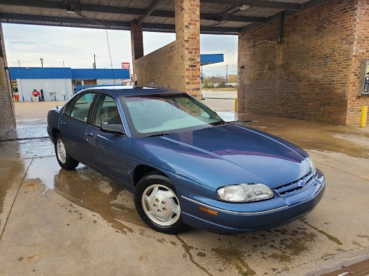 Tommy's Express® Car Wash (2) in Denton TX