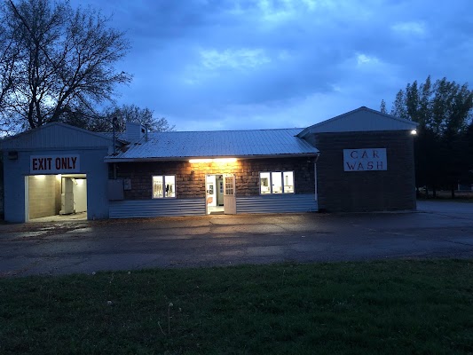 Wash House (3) in Kandiyohi County