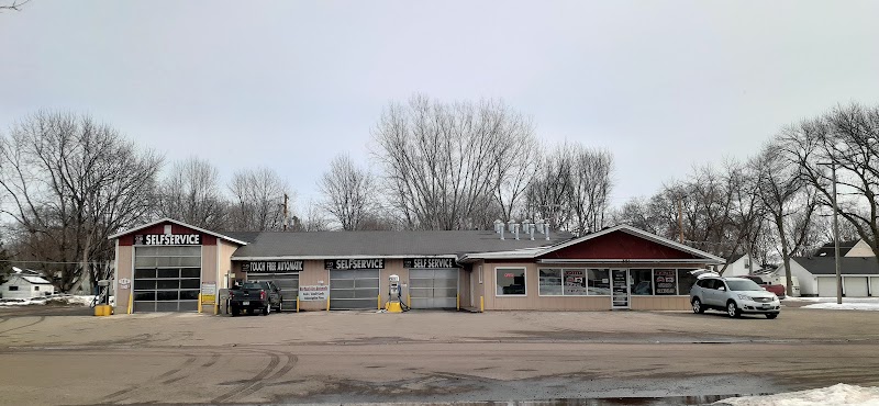 Wash Me Self-Serve Car Wash (2) in McLeod County