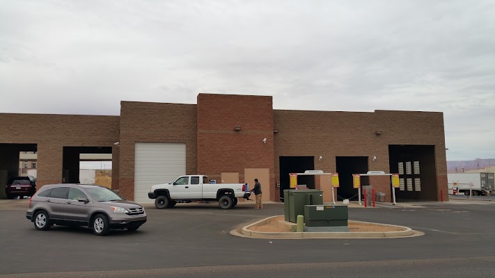 Woodlands Wash & Lube (2) in Coconino County