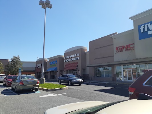 Airport Point Shopping Center