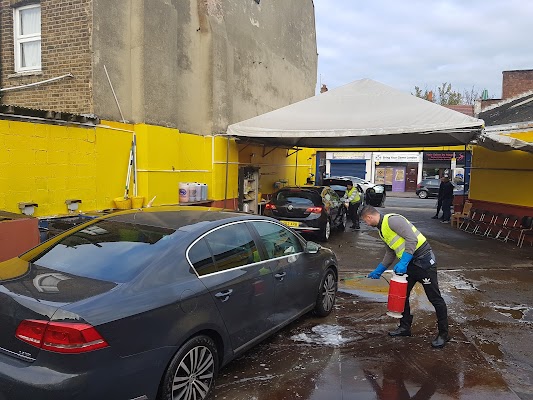 Alan Car Wash London