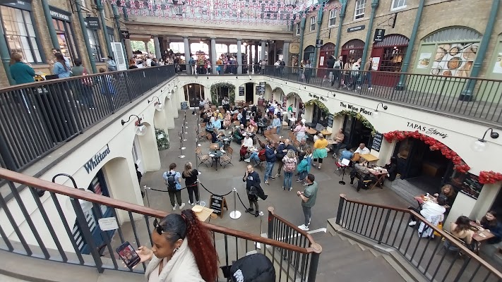 Apple Covent Garden