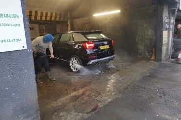 Beckett Road Hand Car wash in Doncaster