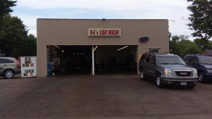 BJ's Car Wash in Alliance OH