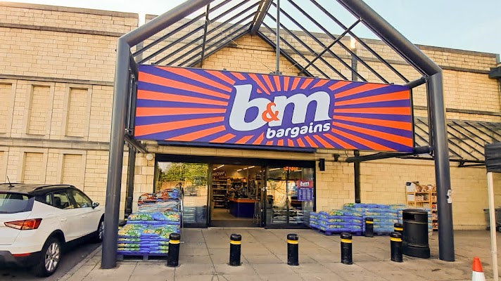 B&M Store