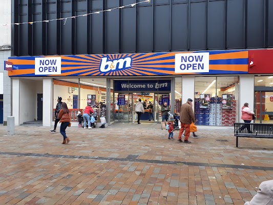 B&M Store