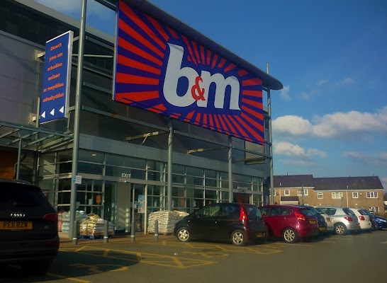 B&M Store