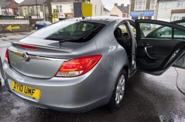 Bubble Hand Car Wash in Bristol