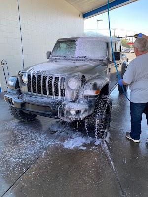 BUGGS OFF Car Wash