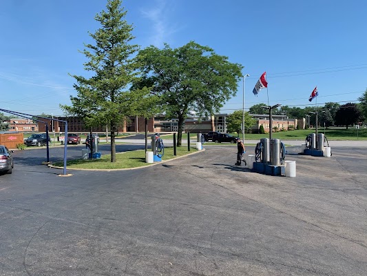 Burnham Car Wash in Lansing IL