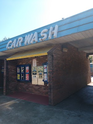 CAR WASH RV & EQUIPMENT WASH IN REAR