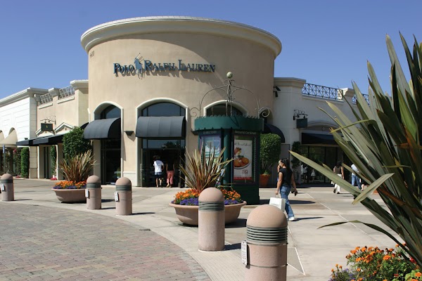 Carlsbad Premium Outlets