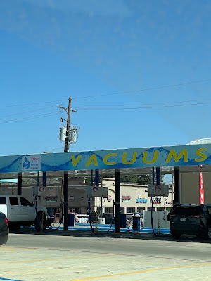 Cave Wave Car Wash