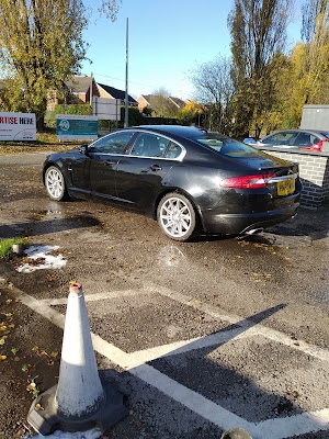 Charlies Hand Car Wash