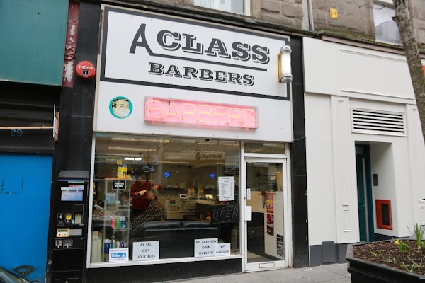 First class Dundee barber in Dundee