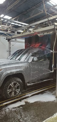 Hamilton Car Wash featuring Neoglide