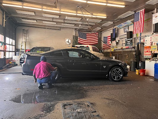 Johnny’s Spotless Carwash and Detailing in Randolph Town MA