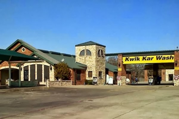 Kwik Kar Carwash of Keller and Mobile One Lube Center in Southlake TX