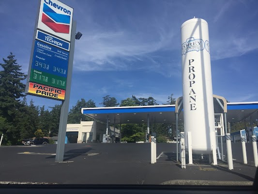 Midway Carwash Chevron in Oak Harbor WA