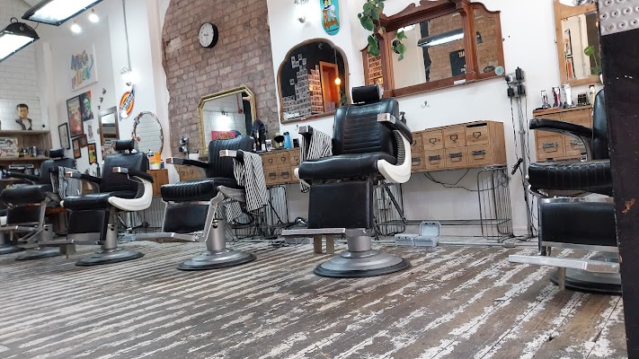 Mr Beardmores Barbershop in Manchester