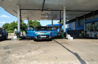 Peartree Bridge Hand Carwash in Milton Keynes