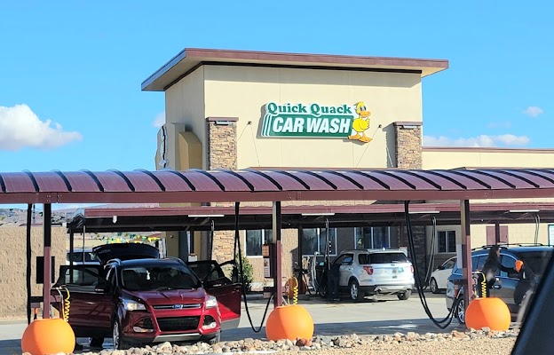 Quick Quack Car Wash in Washington UT