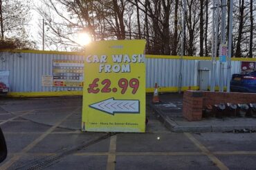 Shinez Hand Car Wash in Wakefield