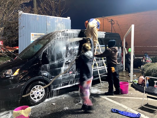 Sparkel & Shine Car Wash in Homewood AL