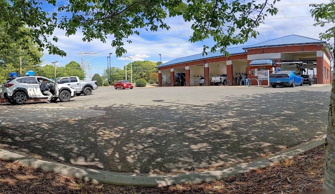 Suds N Shine Car Wash in Cornelius NC