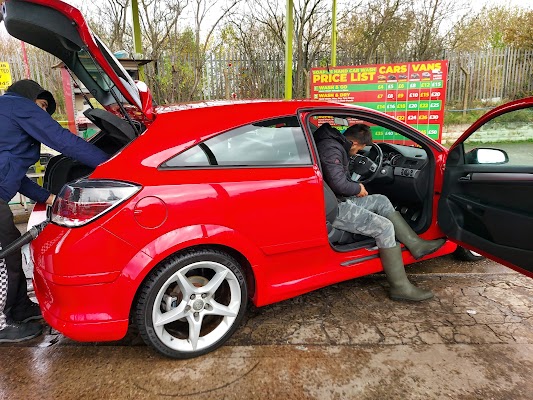 Supa Hand Car Wash and car recovery in Liverpool in Liverpool