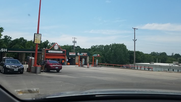 Swift Shine Car Wash in Raytown MO