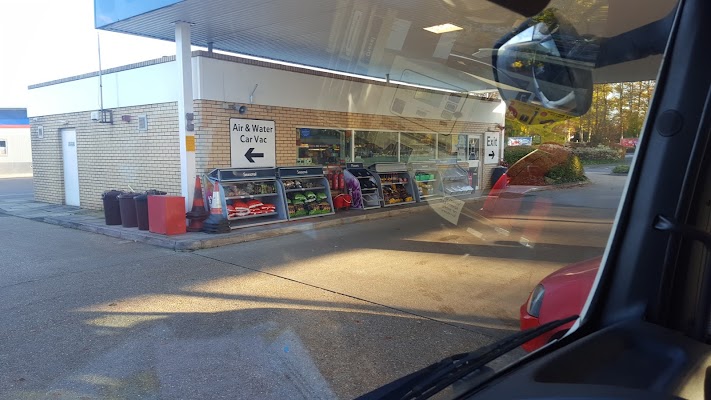 Tesco Petrol Station in Winchester