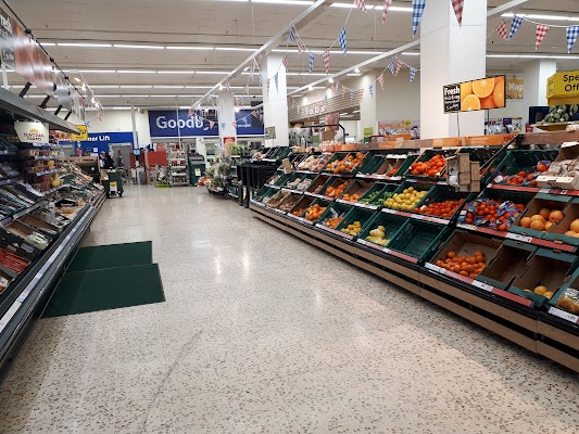 Tesco Superstore in St Asaph (Llanelwy)