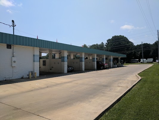 Wet Willy's Car Wash in Texarkana AR