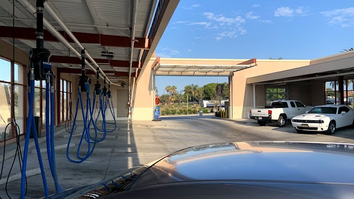 Car Wash in Oxnard CA