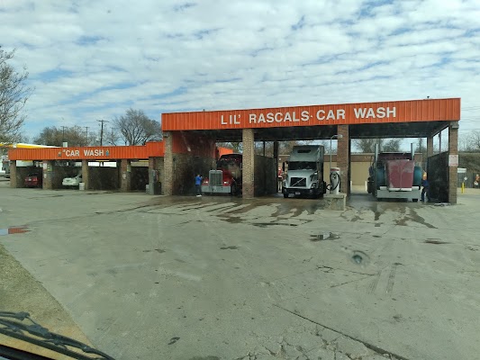 Lil' Rascals Car Wash in Grand Prairie TX