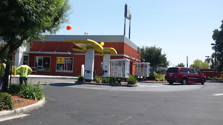 McDonald's in Bakersfield CA